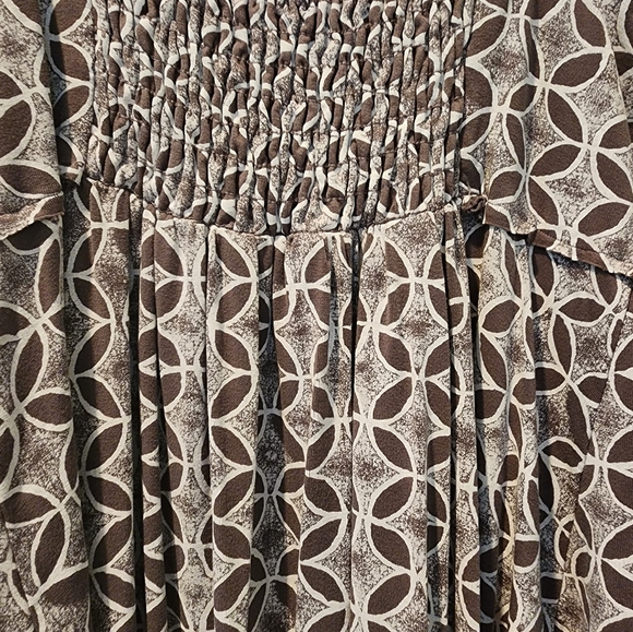 FRESH PRODUCE casual cotton sun dress- size M "Greige" or Taupe color with white - Picture 4 of 6